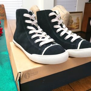 Seavees  Army Issue Wintertide size 9.5